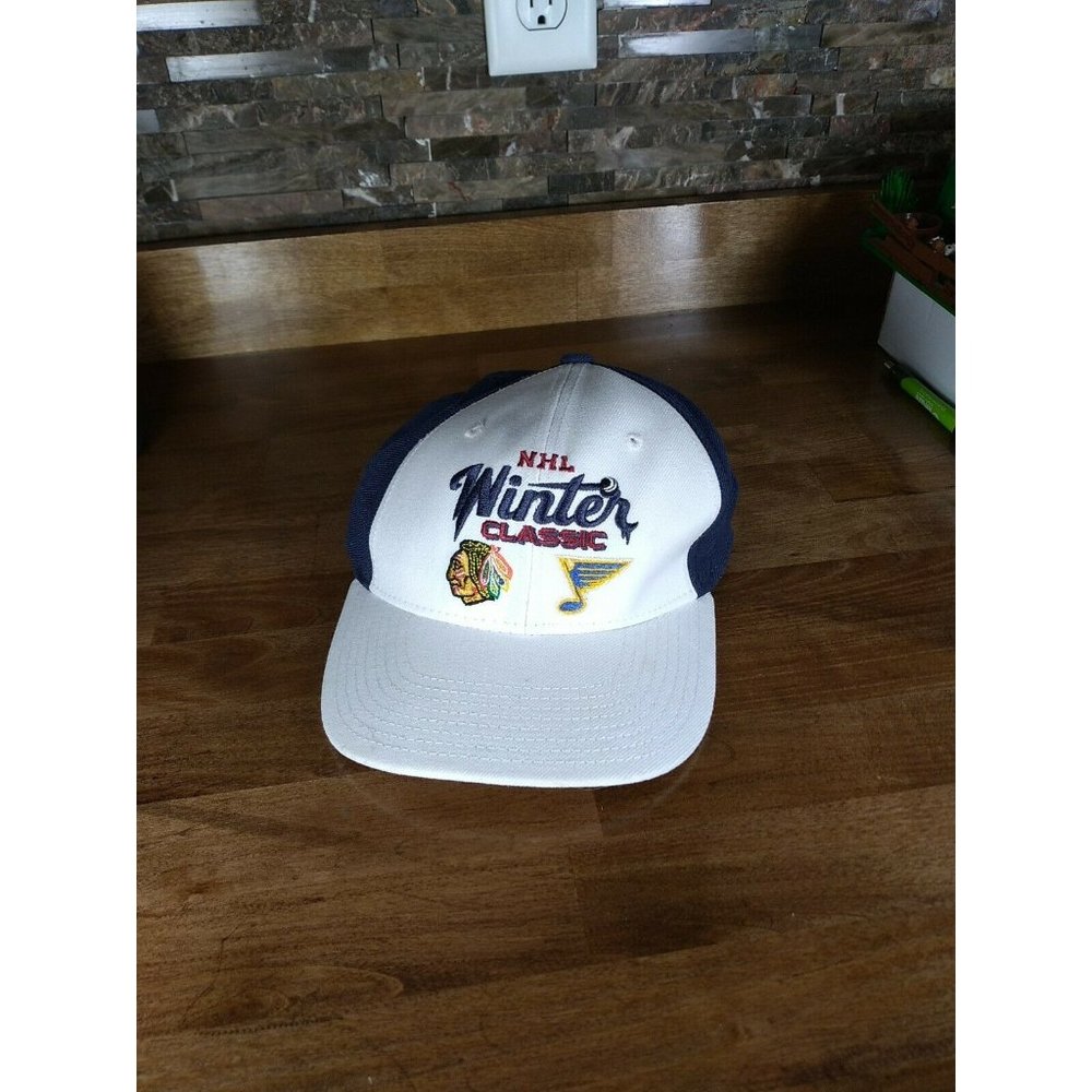 STL Blues Chicago Blackhawks 2017 Winter Classic Hat Cap NHL Hockey ccm Reebok